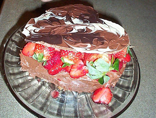 Valentine marble top cake