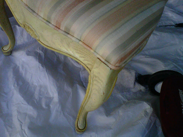 Curved legs on French chairs