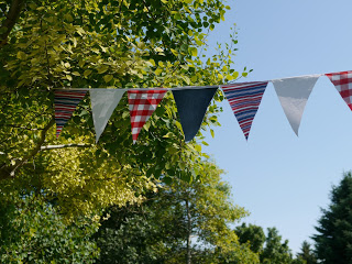 Red white and blue fabric banner super easy to make