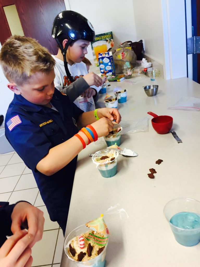 Bears on the beach pudding cups, cub scouts, Nilla Wafers