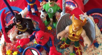Easy Super Hero Cake Tutorial!!