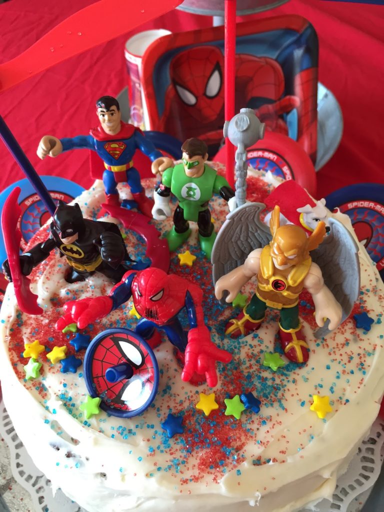 Super hero cake tutroial