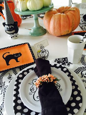 Peach Black and White Halloween Tablescape, Peach Pumpkins, Pioneer Woman Cake Stand, Black and White Poka dot plates