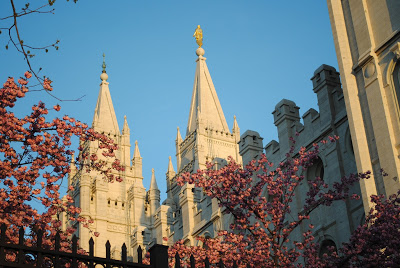 Salt Lake City Temple Square, Tulips, Families can be forever