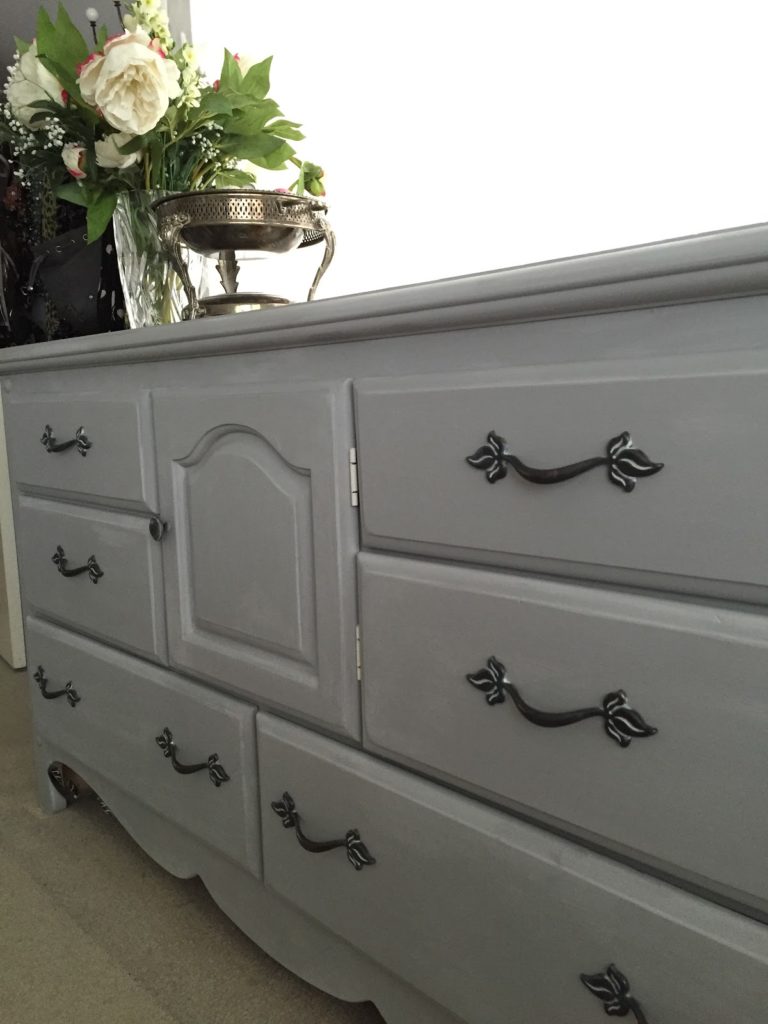The Style Sisters Dresser makeover ASCP