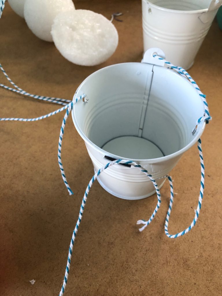 white metal buckets for hot air balloon basket decoration