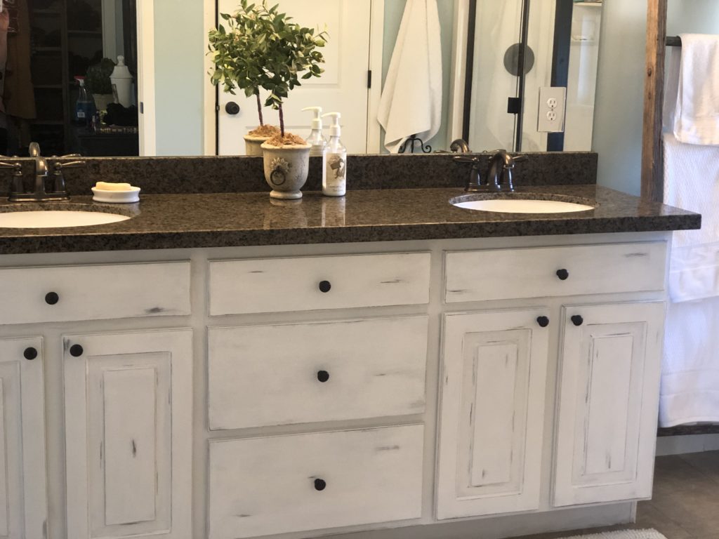 Chalk Paint Master Bathroom Cabinets, How To Distress A Bathroom Vanity With Chalk Paint