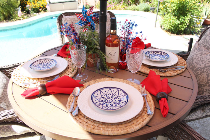 Patriotic Tablescape for Centerpiece Wednesday- July 8