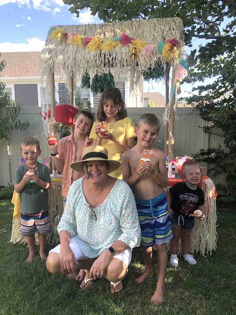 DIY Tiki Bar for the grandkids