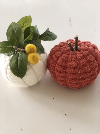 easy to make yarn pumpkins