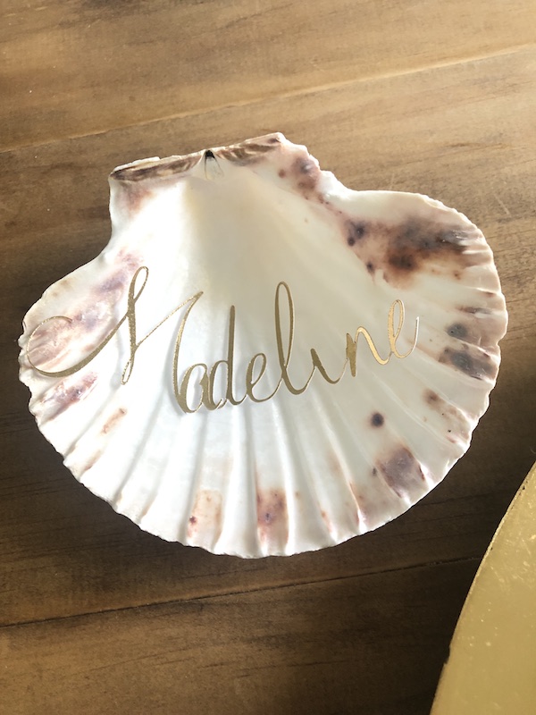 Sea Shell place card with Cricut cut out names