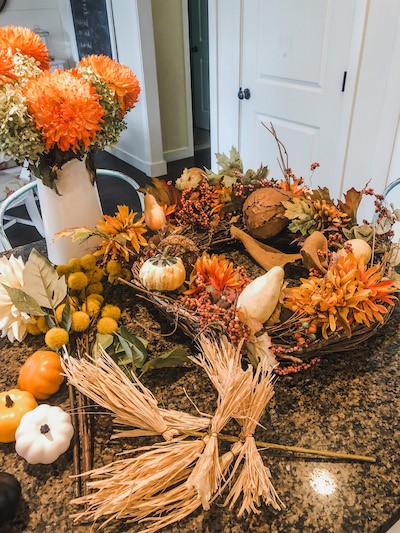 Fall hydrangea wreath make with pumpkins
