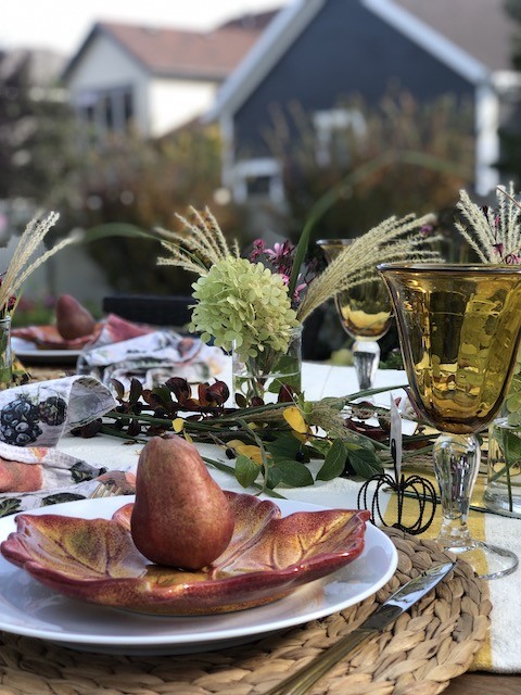fall outdoor tablescape 