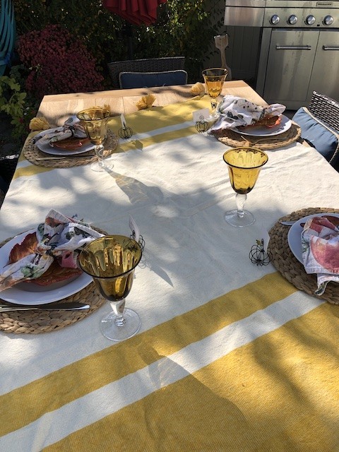 yellow and white throw for a fall tablecloth