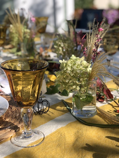 How to create outdoor fall tablescape easily using Gold Goblets 