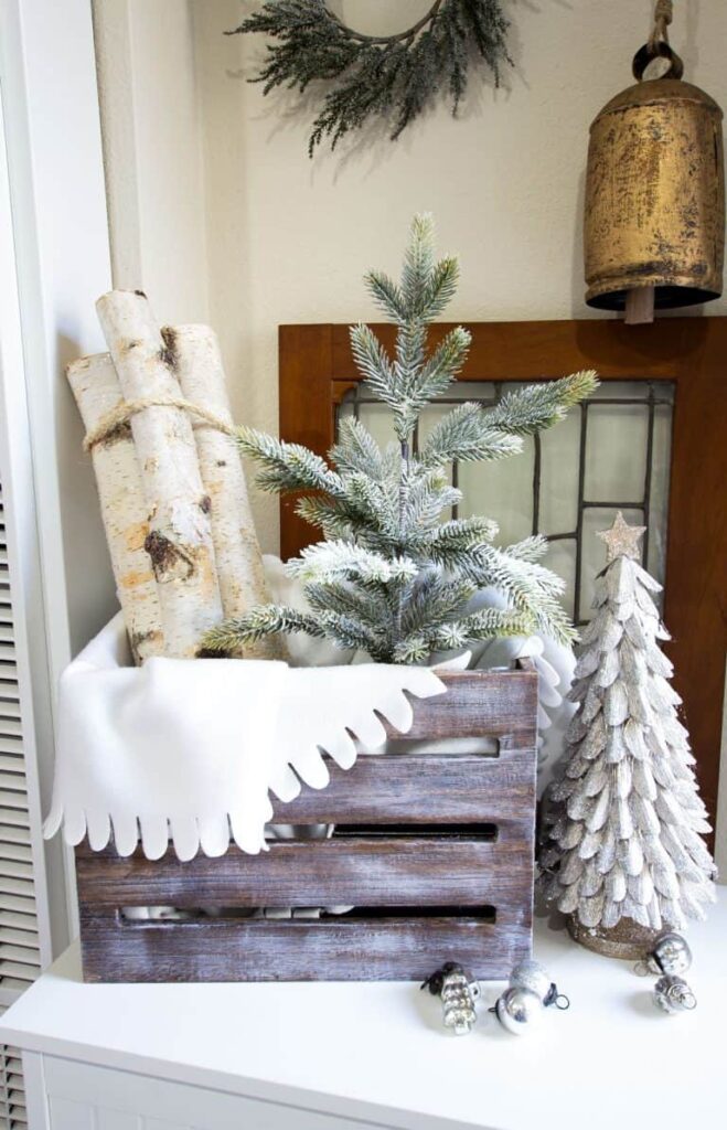 Centerpiece Wednesday Linky Party Entry Way Christmas crate