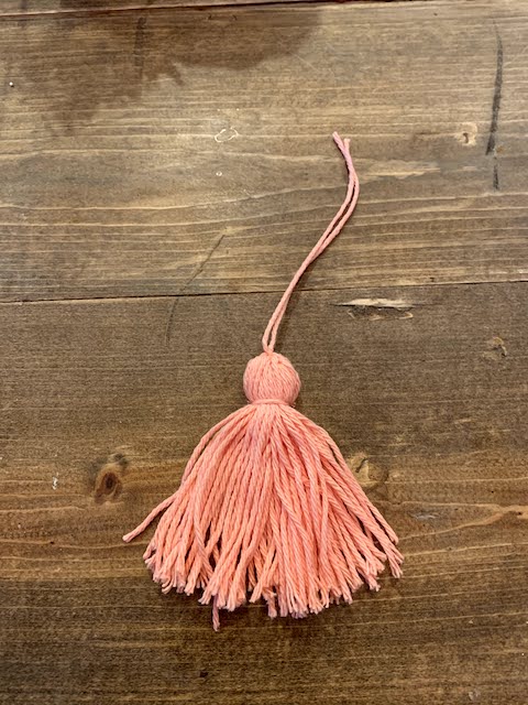 Finished yarn tassel