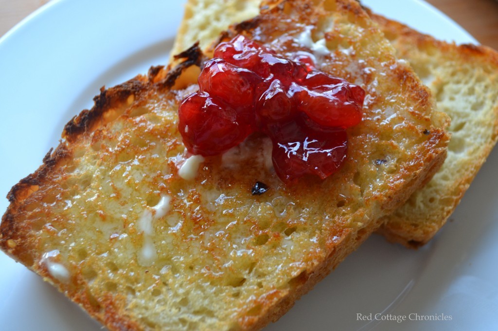 English muffin bread Centerpiece Wednesday LInky Party 2021