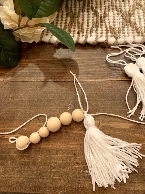 How to make wooden bead garland with tassels - Karins Kottage