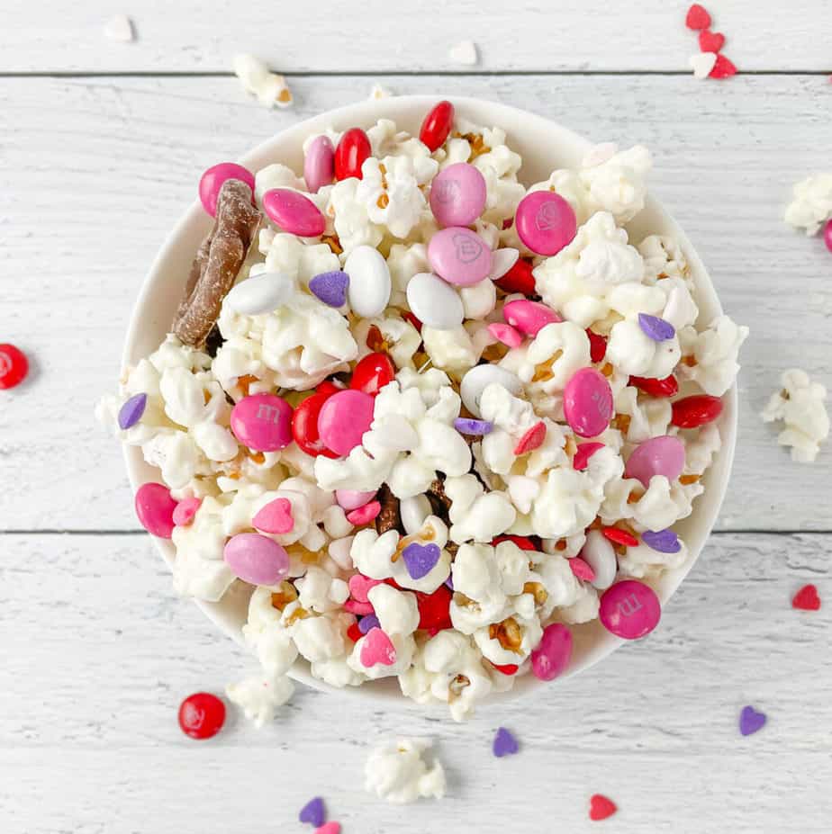 Valentine Popcorn snack Centerpiece Wednesday  Linky party
