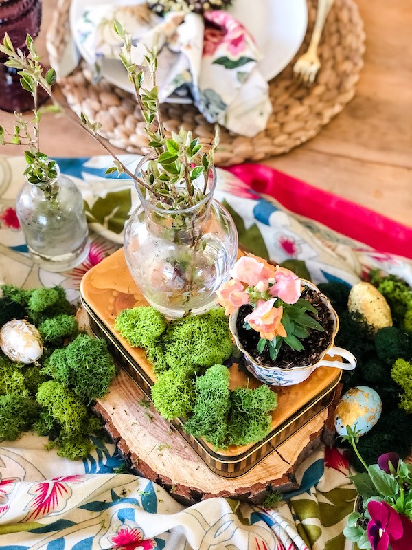 Easter tablescape using tea cups