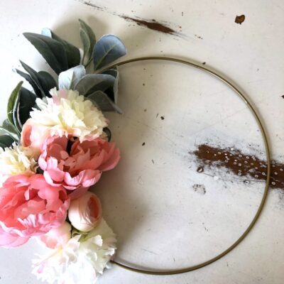 DIY easy wire hoop floral wreath for nursery