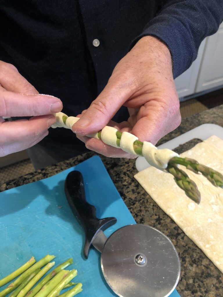 finish wrapping the asparagus