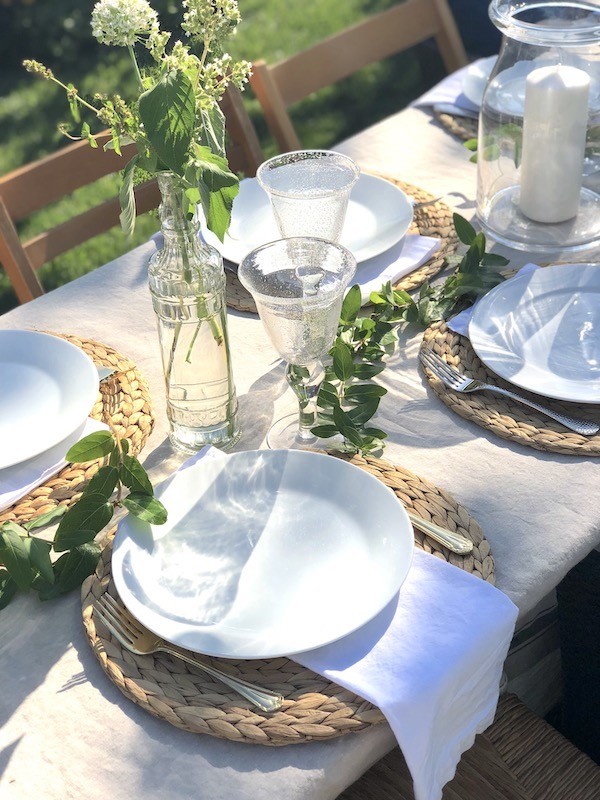 Natural place settings woven placemats