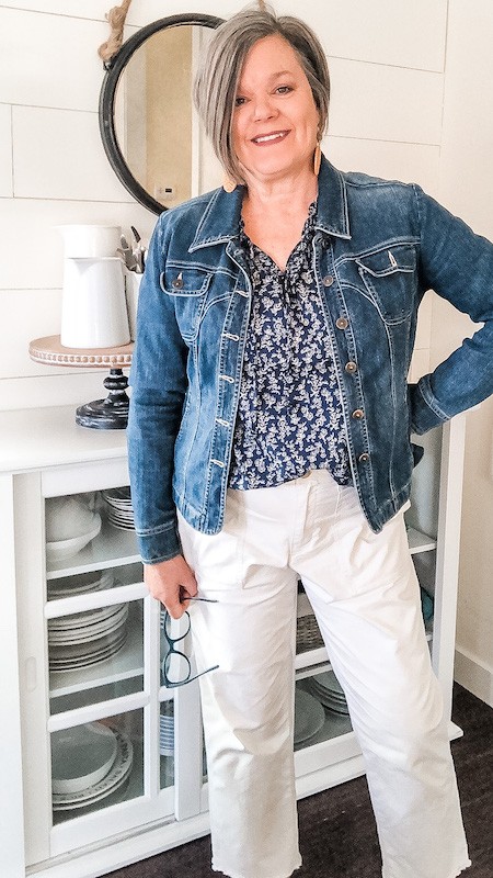 How to style denim jacket and open v-neck blouse