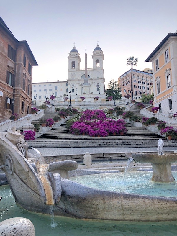 Traveling to Italy during Covid- Karins Kottage 
Spanish steps with fountain