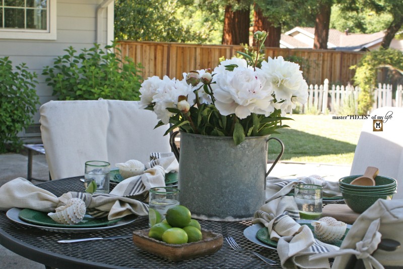 Outdoor gathering tablescape