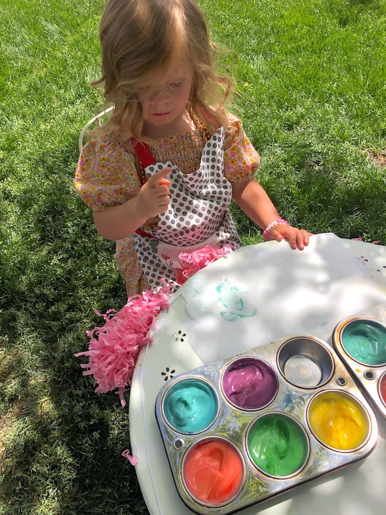 Fancy nacny finger painting pudding