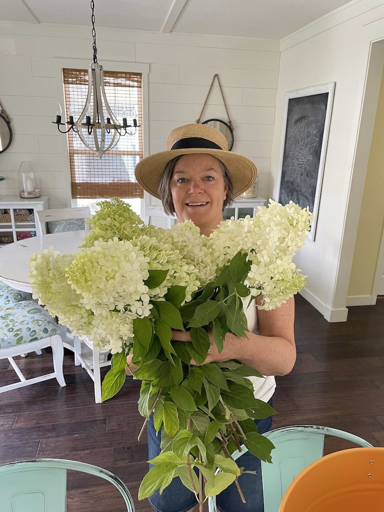 Late summer decor ideas linky party Limelight hydrangeas