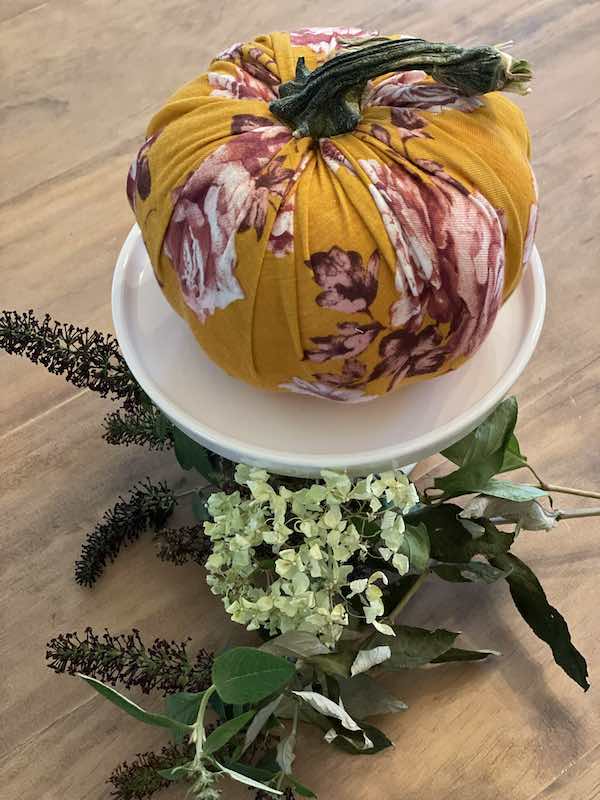 How to make the easiest fabric wrapped faux pumpkin