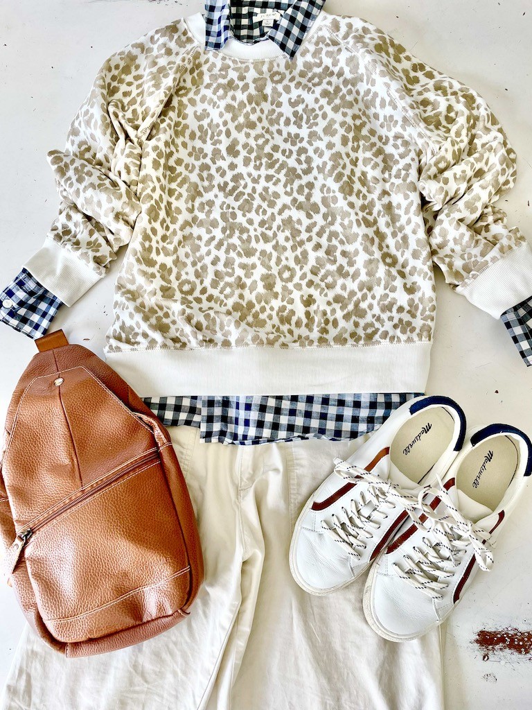 How to style cream colored leopard crew neck sweatshirt with gingham blouse