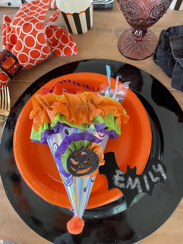 How to make Halloween Treat Cones