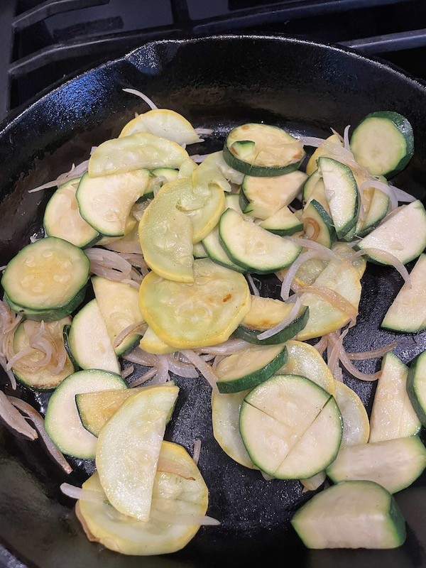 sauteed vegetables for vegetable cheese pie