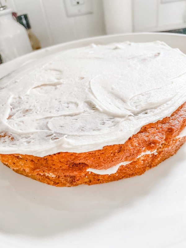 Frosting Simple Fall Banana Cake With Cream Cheese frosting - Karins Kottage