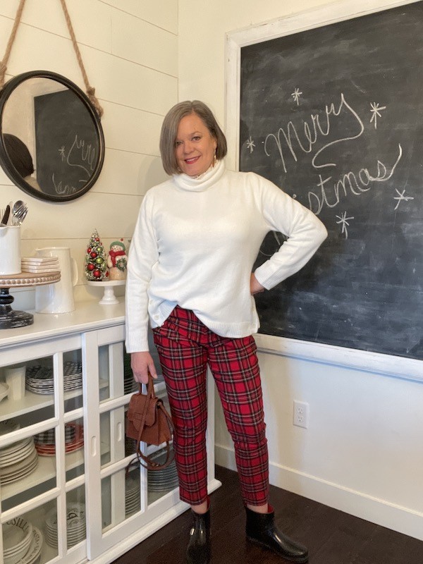 Style red Tartan plaid pants multiple ways- Karins Kottage