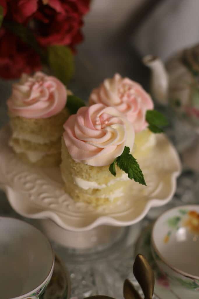 Karins Kottage LInky Party- Mother's Day Ideas Tea cakes