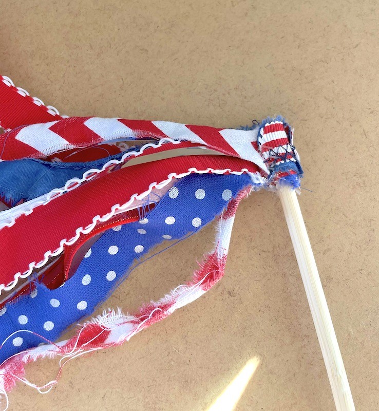 How to make patriotic red white and blue ribbon wand
