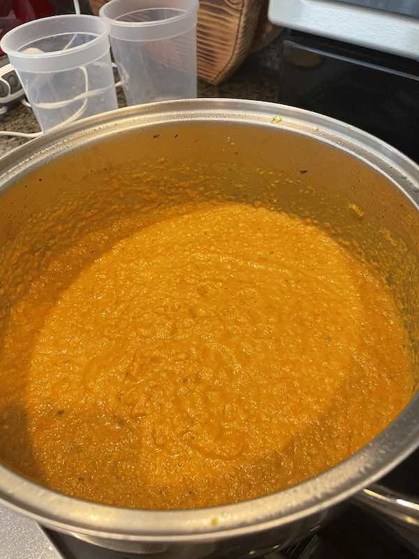 Pureed carrot soup 