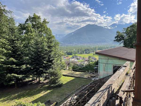 Visiting the towns Masera and Domodossola in Italy