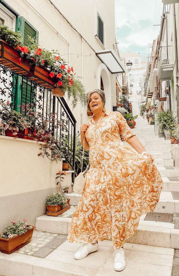 Wearing my flowy maxi dress in Italy