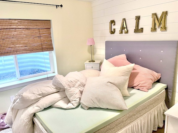 how to create coastal guest room