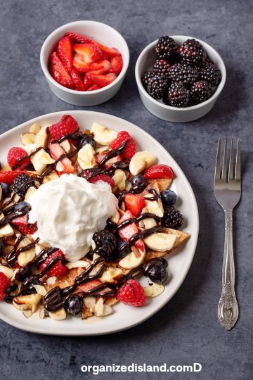 Fruit nachos- karins kottage linky party fall ideas