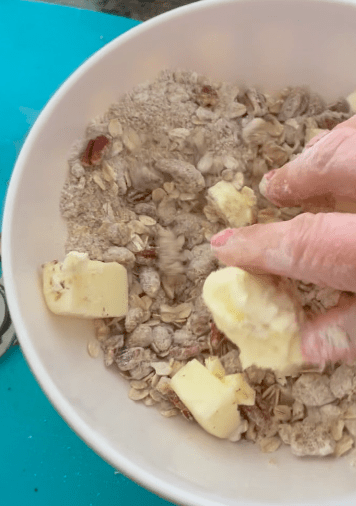 easy peach crisp with frozen peaches and pecans