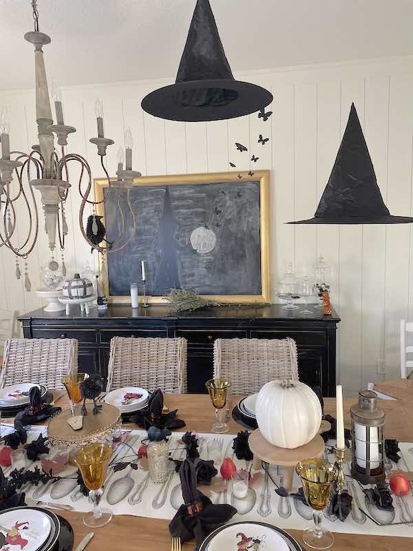 Bewitching Halloween black and white tablescape- Karins Kottage