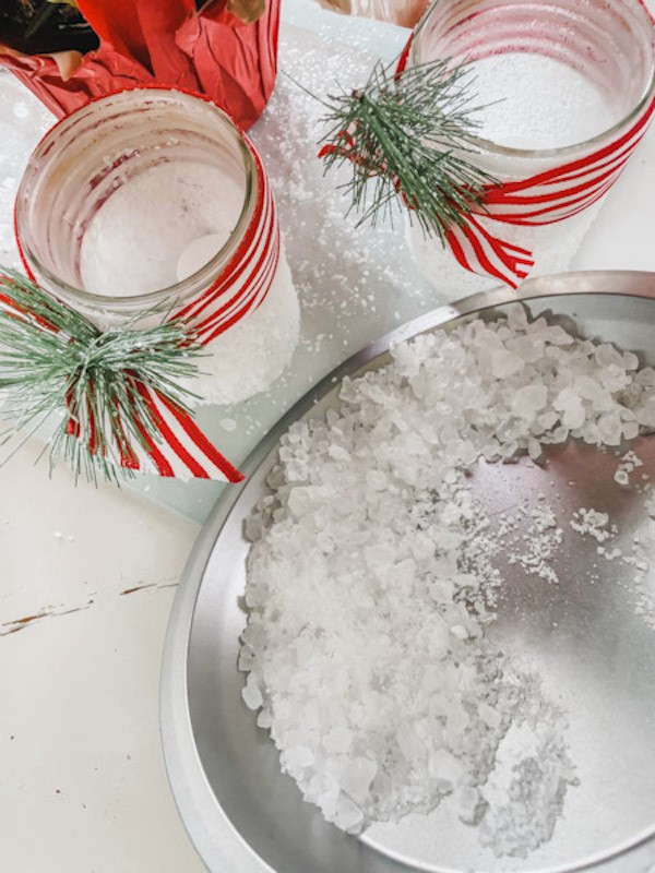 How to make snowy mason jar candle holder