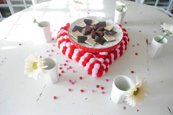 Pink and Red Valentine's Day table